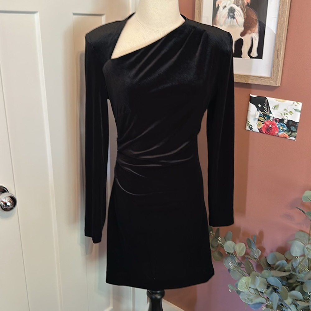 Zara black mini velvet shoulder pads asymmetrical long sleeve M zipper dress